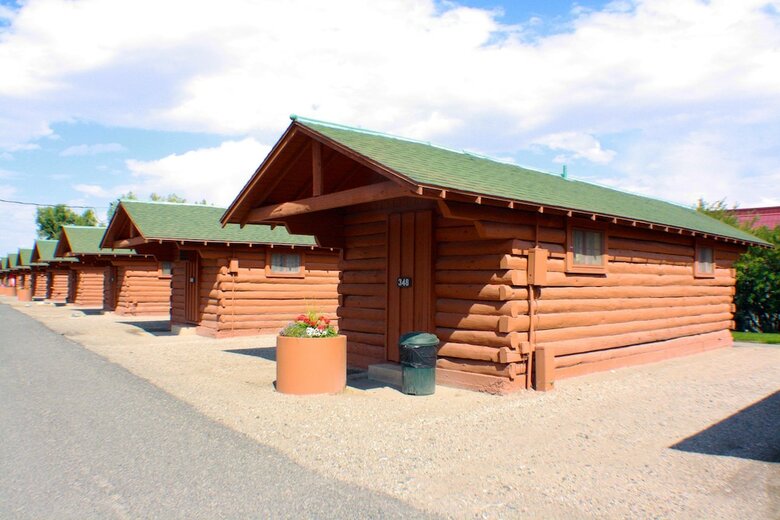 Hotel Buffalo Bill Cabin Village