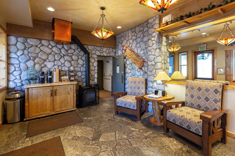Red Wolf Lodge At Squaw Valley