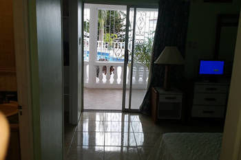 Chateau De La Rose Bed & Breakfast