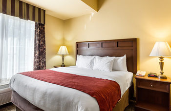 Hotel Comfort Inn & Suites