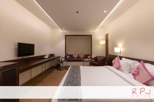 Hotel Regenta Central Rajkot