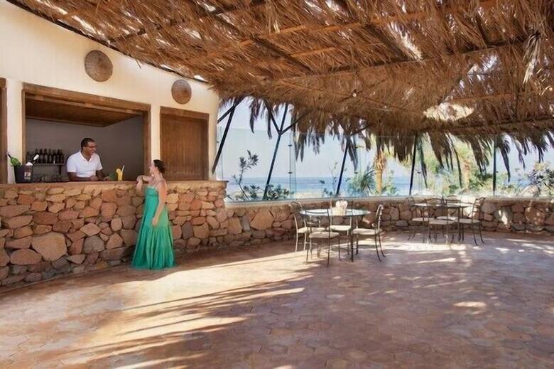 Bedouin Moon Hotel