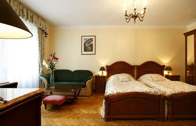 Constans Hotel