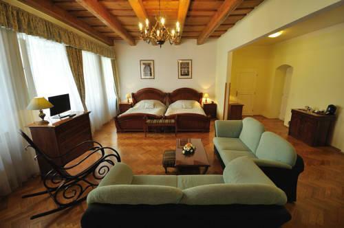 Constans Hotel