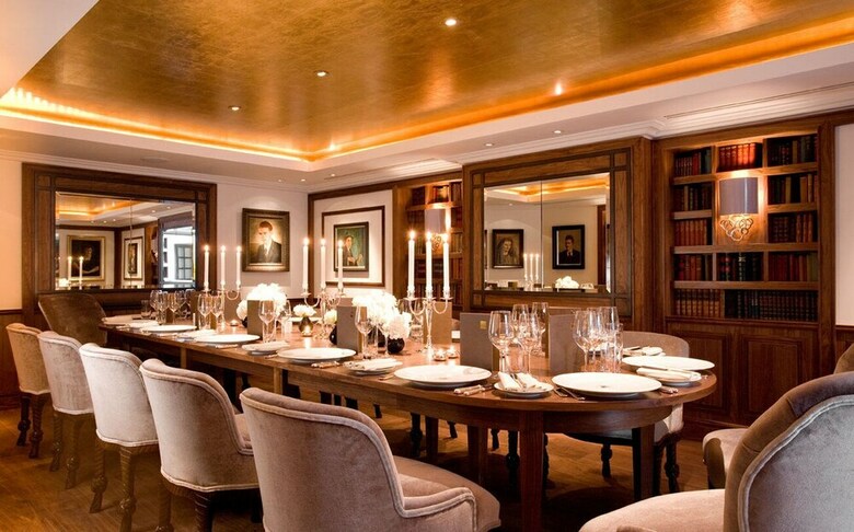 St James Hotel & Club