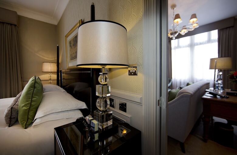 St James Hotel & Club