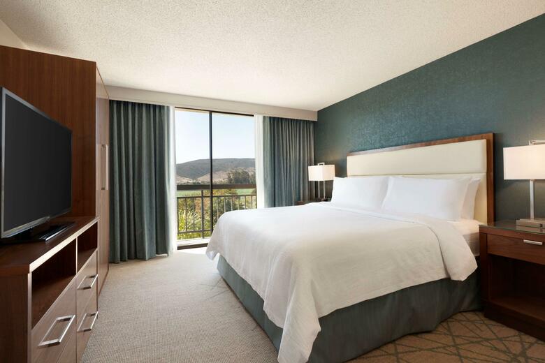 Hotel Embassy Suites