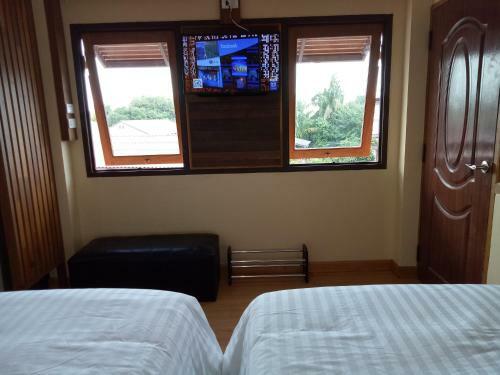 Hostal Little Guest House Hotel