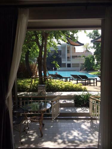 Apartamento Pool Access Autumn Hua Hin