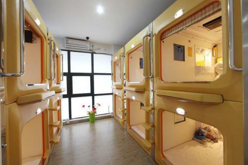 Simple Capsule Youth Hostel Guiyang Xiaoshizi