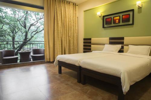 Hotel Zaras Resort Khandala
