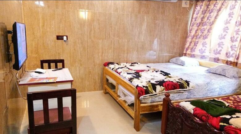 Hostal Rajalakshmi Guesthouse
