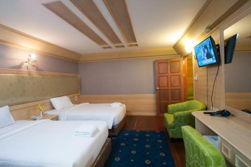 Pearl Resort & Hotel