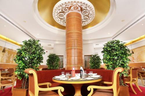 Hotel Green Park Chennai