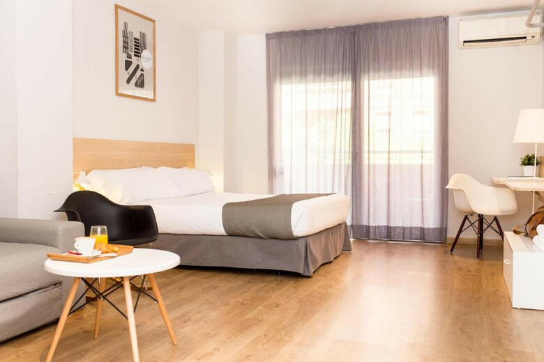 Hostal Rooms Ciencias