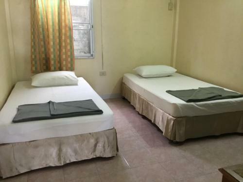 Hostal Casa Theresa Guest House
