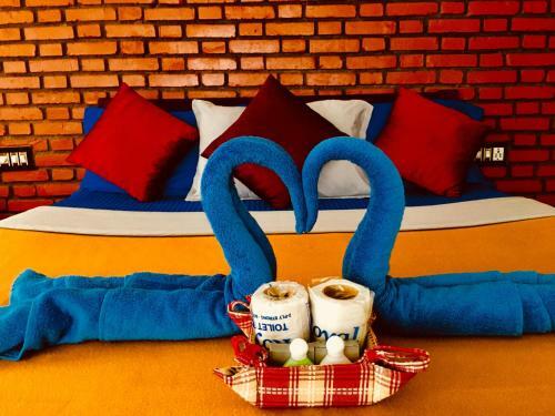 Hostal Clouds Land