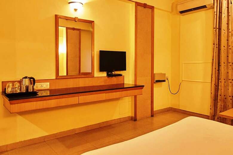 Hotel Roopa