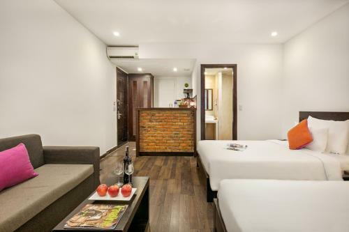 Emily Hotel