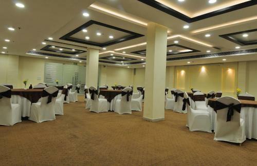 Hotel Mapple Express