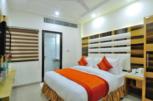 Hotel The Gold Inn Paharganj