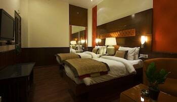 Hotel Aura