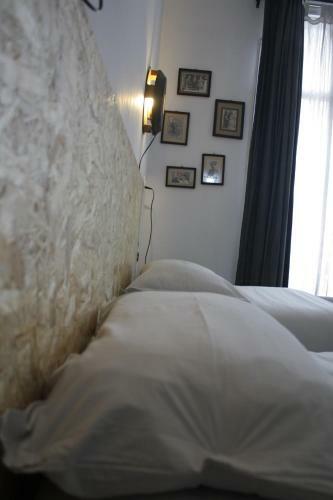 Bed And Cha�