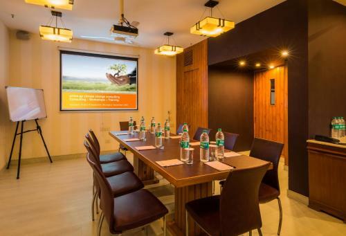 Hotel Home@f37 Kailash Colony Metro