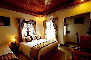 Hotel Flowergarden Homestay