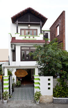 Hotel Flowergarden Homestay