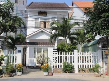 Bed & Breakfast Little House Homestay
