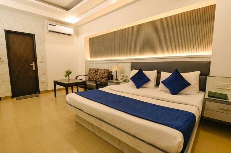 Hotel Krishna Deluxe