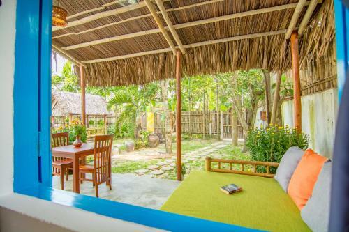 Local Beach Homestay