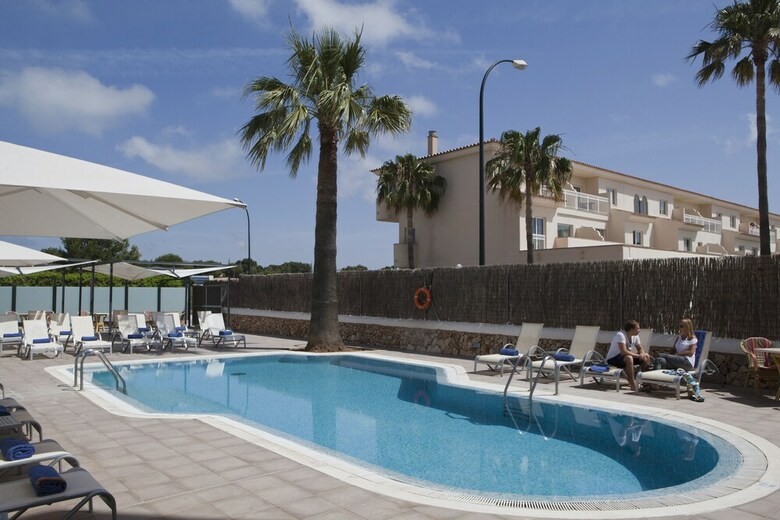 Hotel Isla De Cabrera