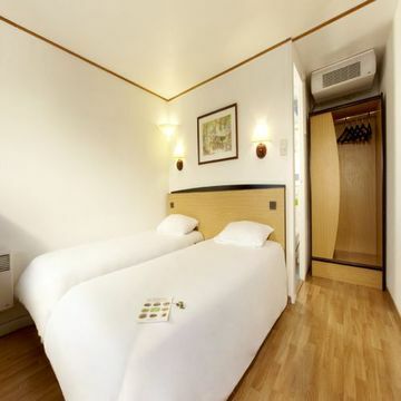 Hotel Campanile Chambray Les Tours