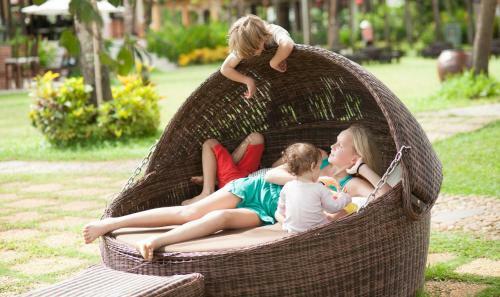 Hotel Vinh Hung Riverside Resort & Spa