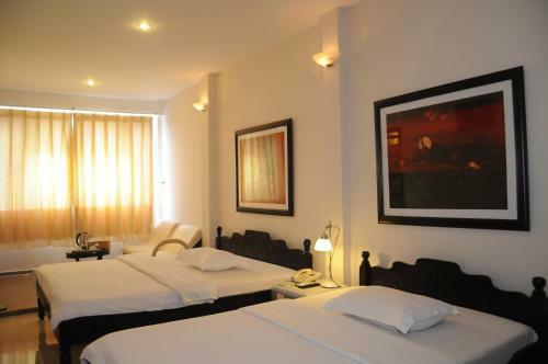 Hue Nino Hotel