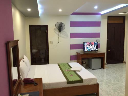 Sunny B Hotel