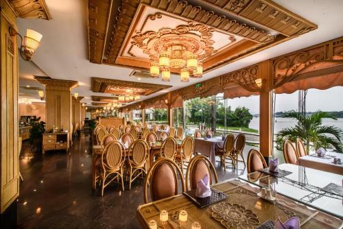Huong Giang Hotel Resort & Spa