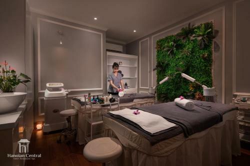 Hanoi Moment II Hotel