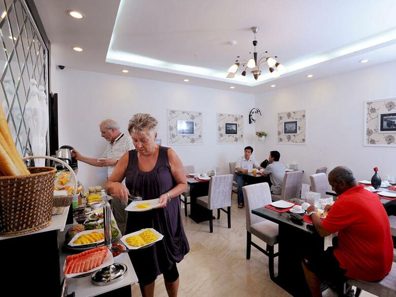 Hanoi Charm Hotel
