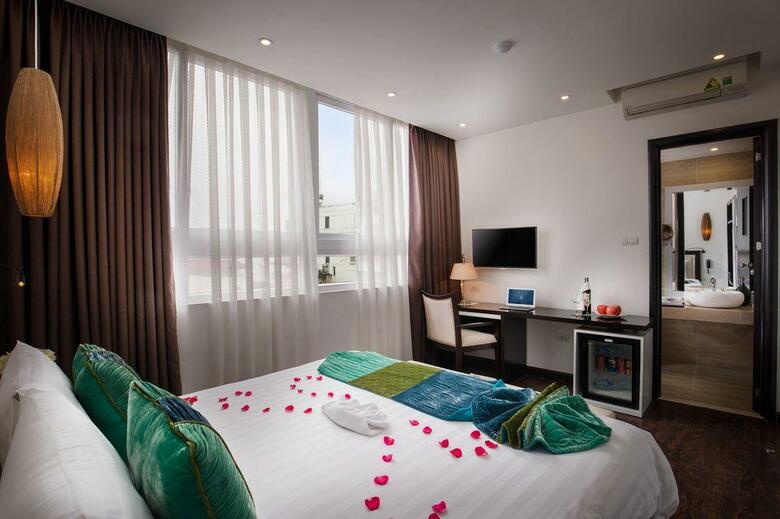 Hanoi Charm Hotel