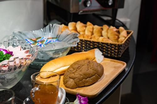 La Suite Hotel Hanoi