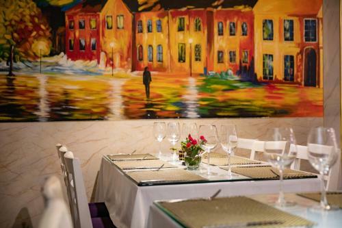 La Suite Hotel Hanoi