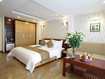 Rising Dragon Grand Hotel