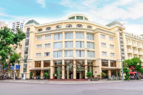Vien Dong Hotel