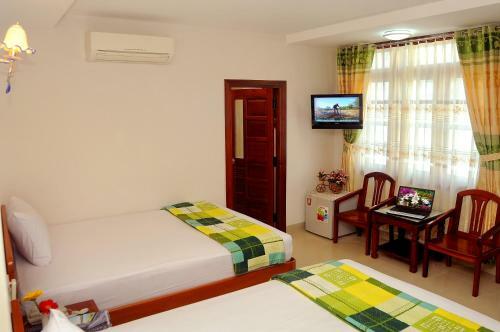 Nang Bien Hotel