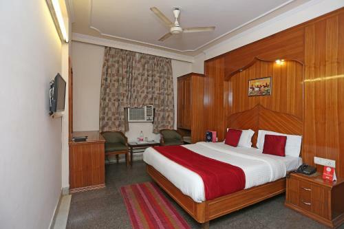 Hotel Gold Palace