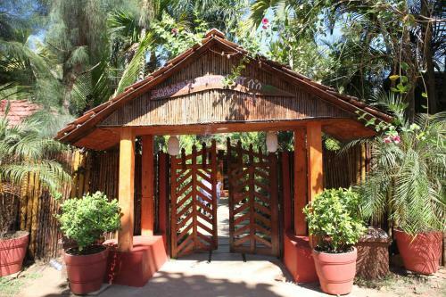 Hotel Shawnels Beach Resort