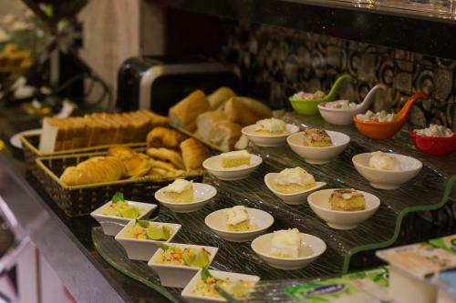 Art Hotel Hanoi